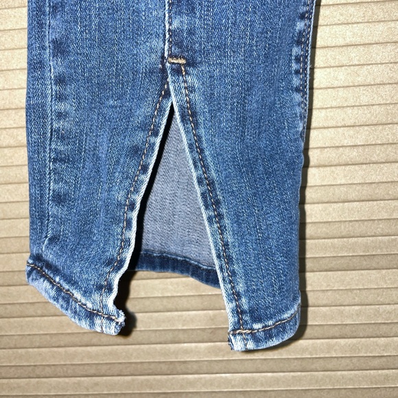 Express Jeans - Picture 3 of 4